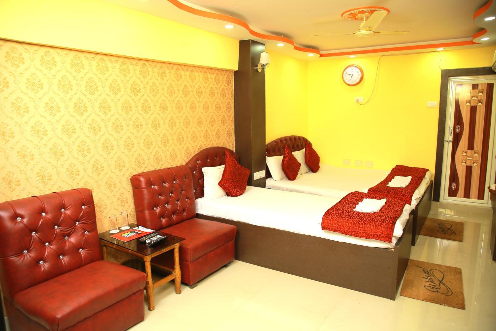 Babul Hotel Calcutta Buitenkant foto