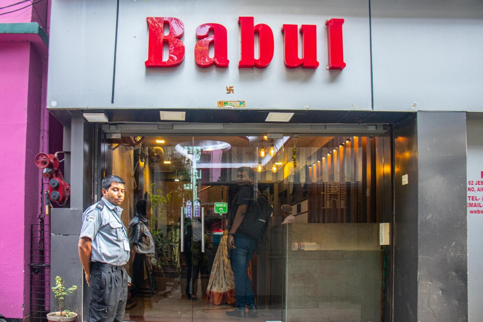 Babul Hotel Calcutta Buitenkant foto